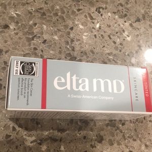 COPY - Elta MD tinted facial sunscreen- sensitive…